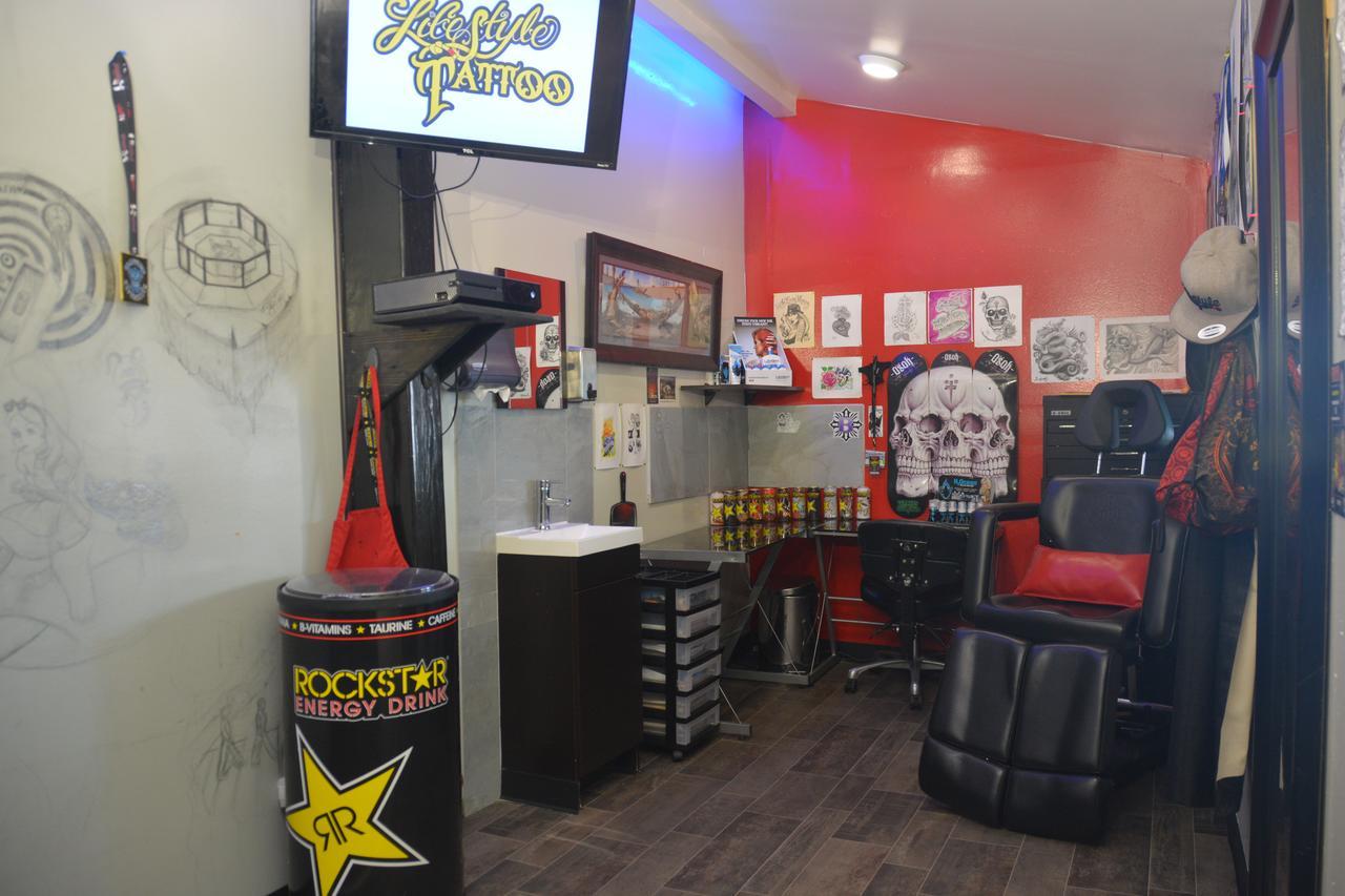 Lifestyle Hostel Тихуана Экстерьер фото